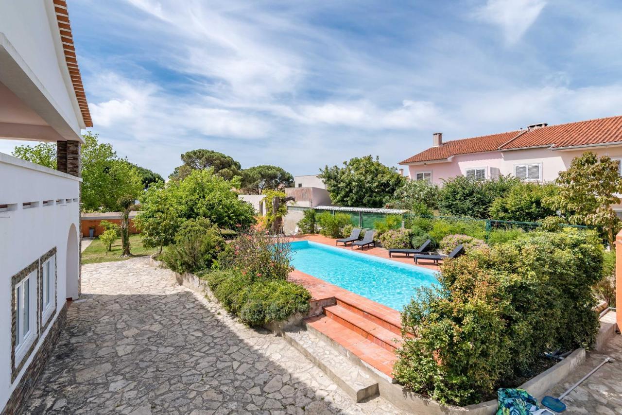 Vip House - Pool & Beach In Caparica 沙尔内卡 外观 照片